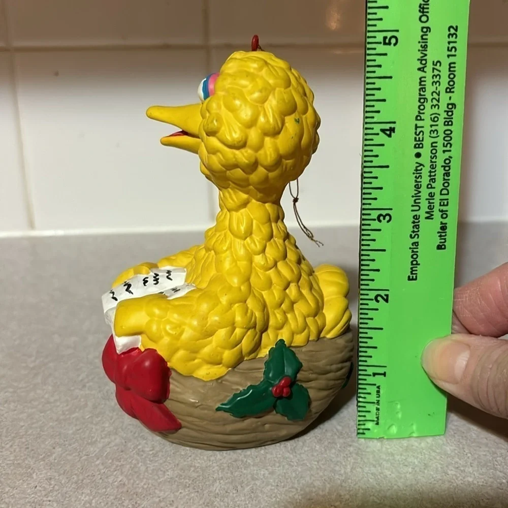 Sesame Street BIG BIRD In Nest Christmas Ornament